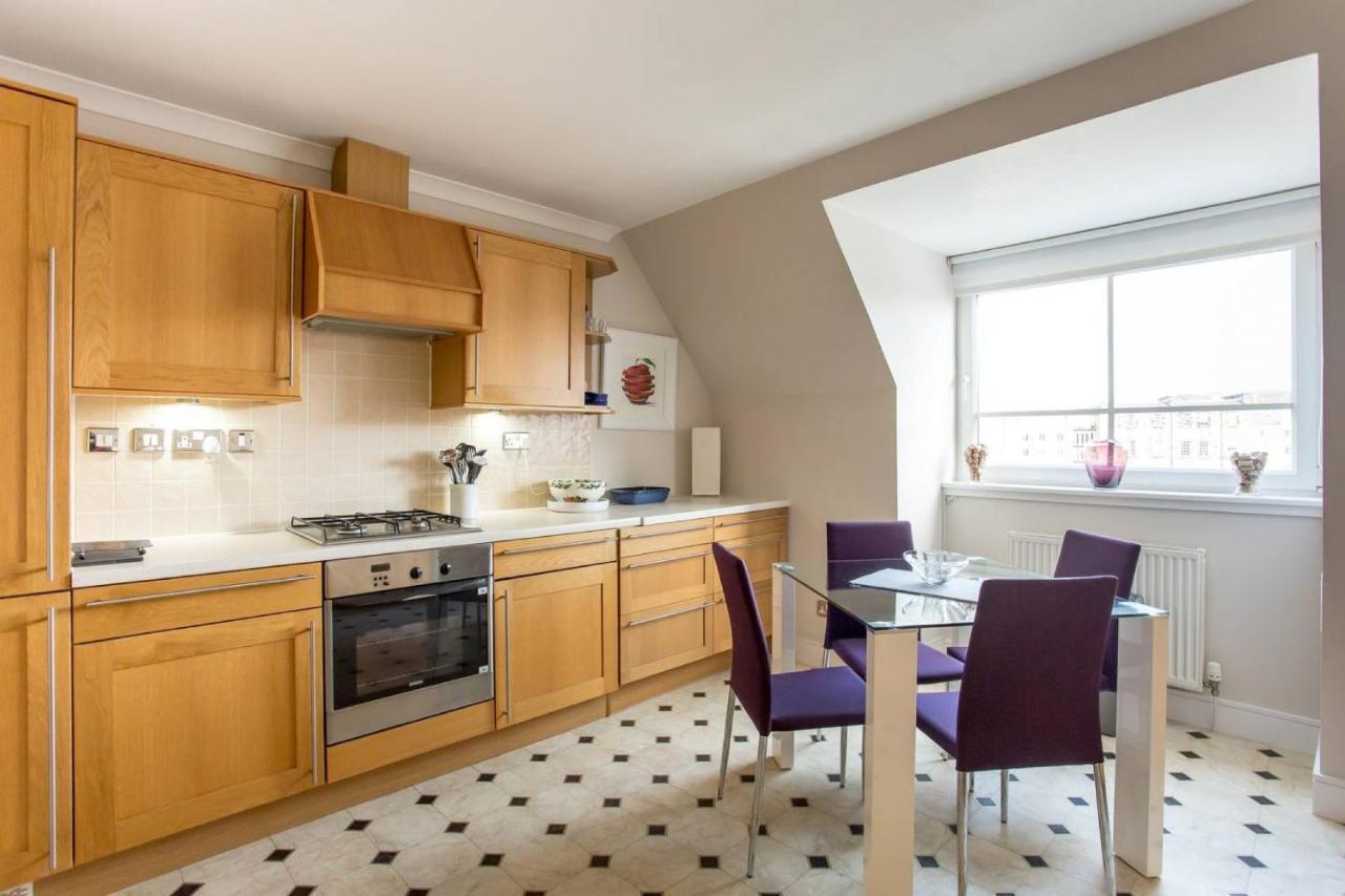 אדינבורו Joivy Inviting Apartment Near Leith Walk מראה חיצוני תמונה